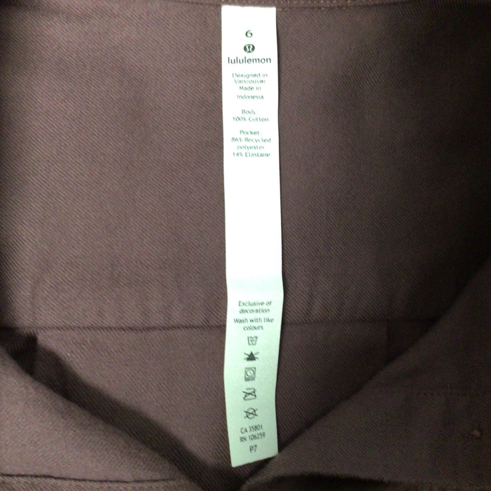 LULULEMON- Soft Flannel button down shirt in plum colour - SIZE 6 NWT - Picture 7 of 8